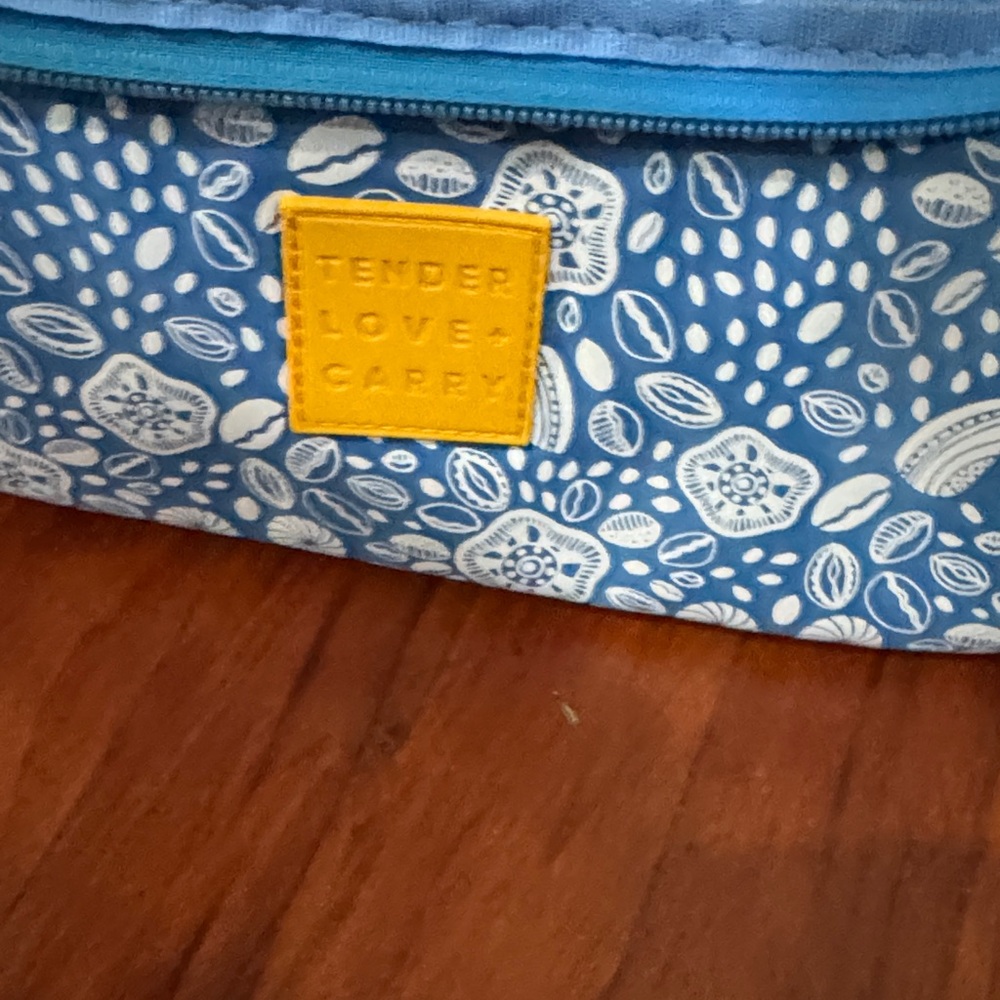 Blue and White Floral Lunch Bag - Picture 5 of 7